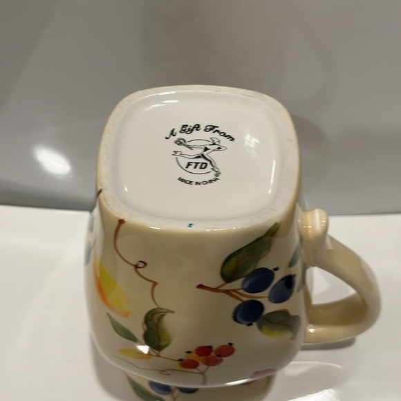 FTD Vase/Pitcher - early 2000’s - Picture 8 of 8